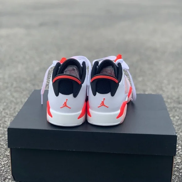 COPY - Wmns Jordan 6 lowsđź’– - Picture 6 of 6